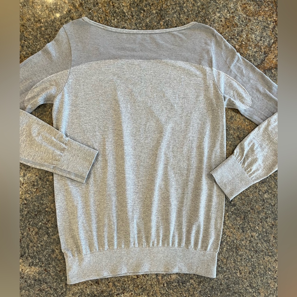 Nike DriFit - Picture 2 of 5